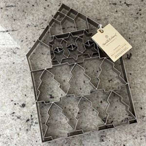 Hearth & Hand multi-cookie cutter